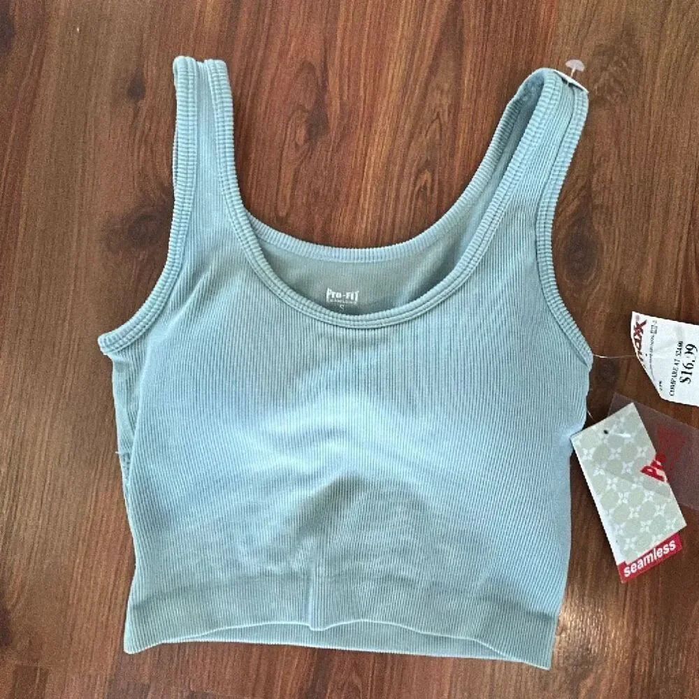 NWT Pro Fit seafoam green ribbed sports top fitness top XS Marshalls